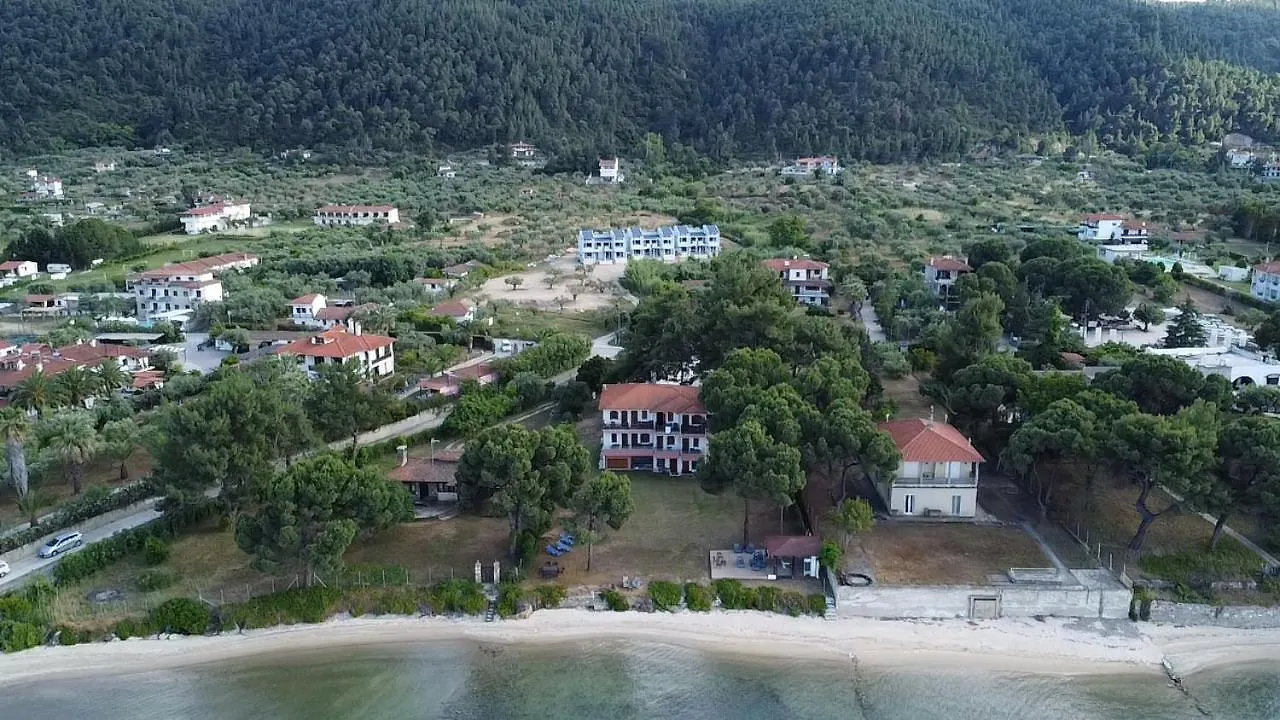 Studios Efi Beach 沃尔沃罗
